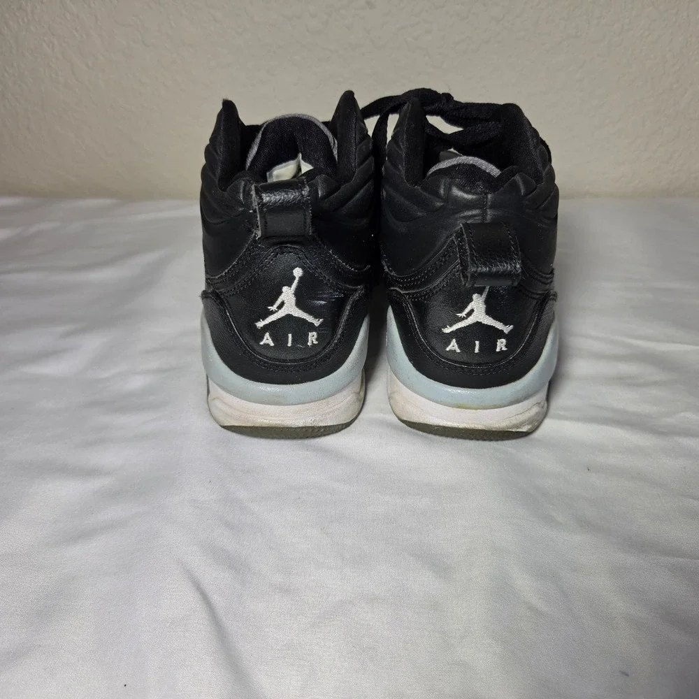 Nike Air Jordan Flight Black White Grey Sneakers 654975-001 Youth Size 6Y